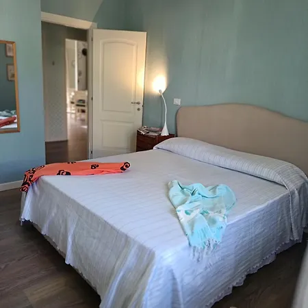 Apartamento Avela 6 - Giardino E Mare - Vacanze Sul Serio Rímini